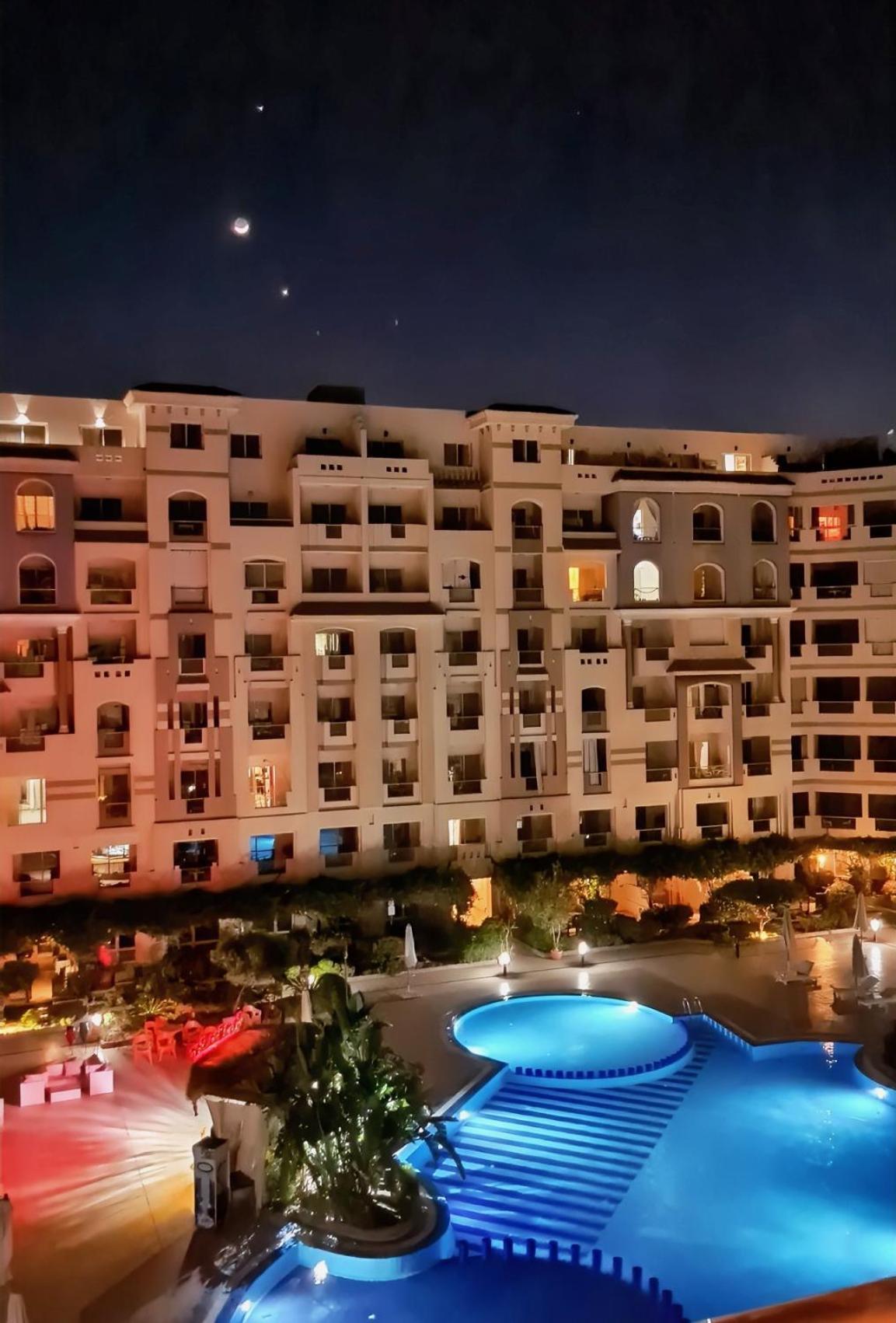 Florenza Blue Sky & Poolview Studio Hurghada Bagian luar foto